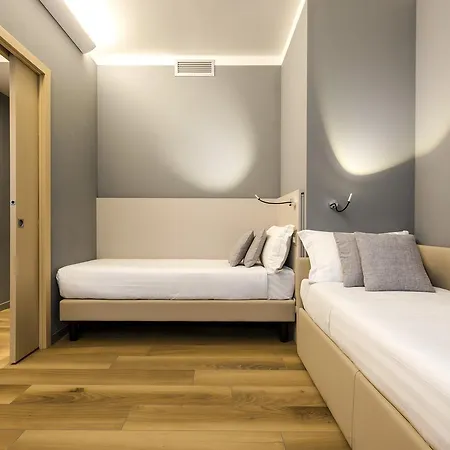 호텔 43 스테이션 3*