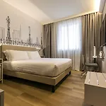 43 Station Szálloda 3*