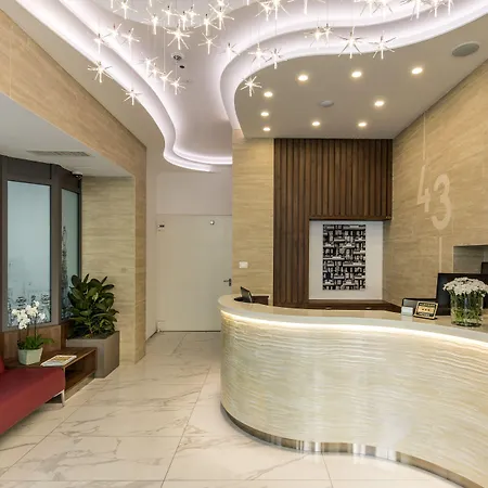 43 Station Hotel 3*